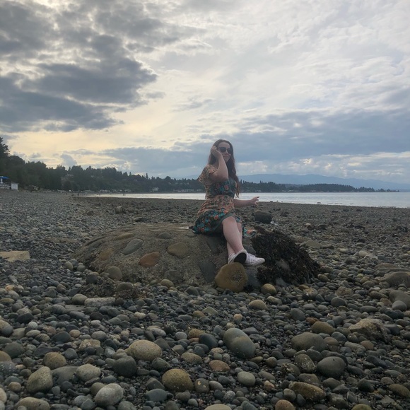 Meet your Posher, Mackenzie - Picture 1 of 1